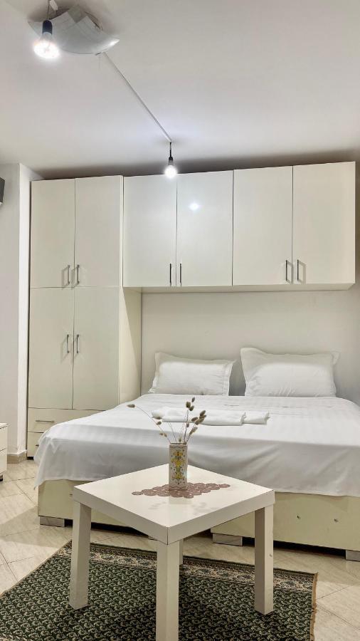 טיראנה Brilant Studio Apartment City Center מראה חיצוני תמונה