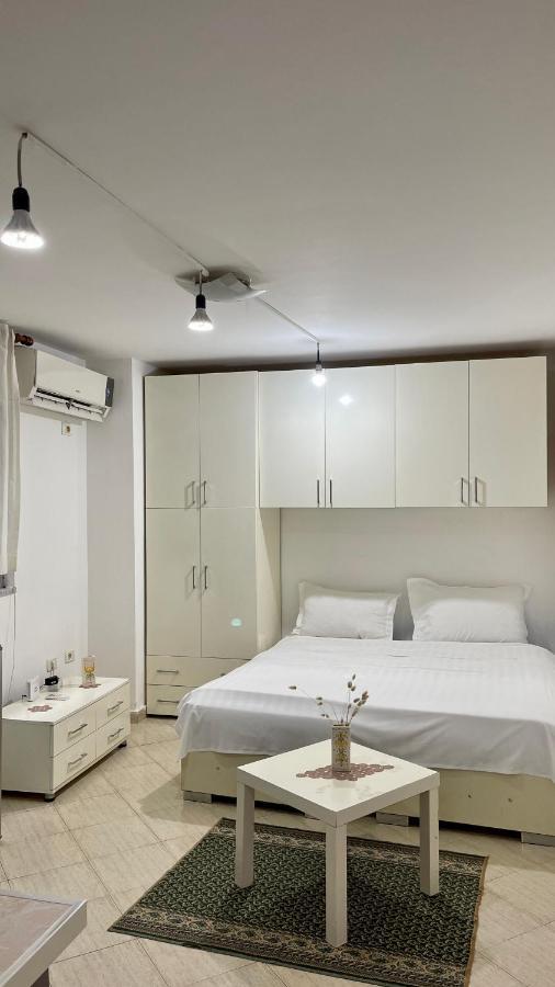 טיראנה Brilant Studio Apartment City Center מראה חיצוני תמונה